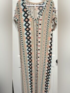 Now N Forever Neutral Aztec-Print V-Neck Maxi Dress in Beige and Pastel